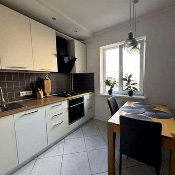 Вільгельма Котарбінського вул. (Миколи Кравченка), 17