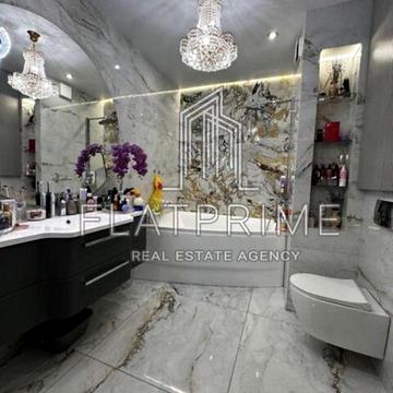 Микільсько-Слобідська вул., 8