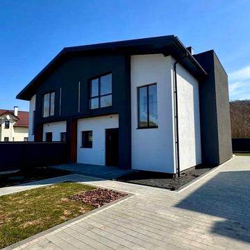 Степана Ленкавського вул., 10