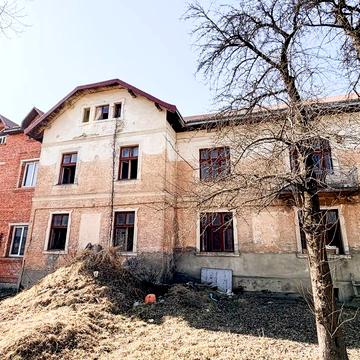 Бориславська, 34