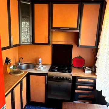 Празька вул., 21