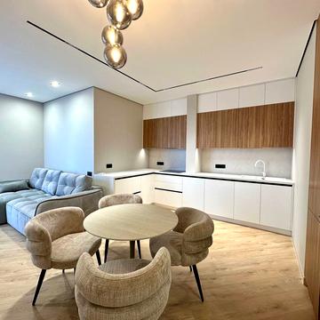 Салютна вул., (Будинок 02301-02303)