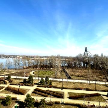 Володимира Івасюка просп. (Героїв Сталінграду), 2-Д