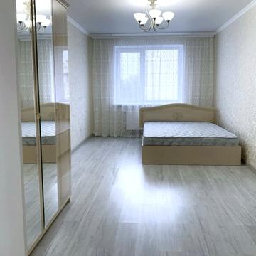 Миколаївська вул., 6