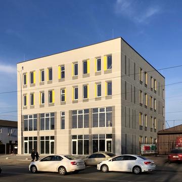 Стеценка вул., 30