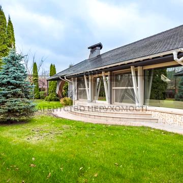 Прикордонна вул.