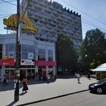 Слави бульв., 7