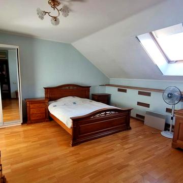 Шовковична вул., 13/2