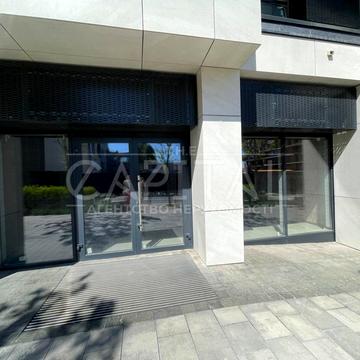 Ґарета Джонса вул. (Сімї Хохлових), 8