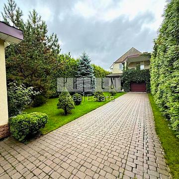 Карєрна вул.