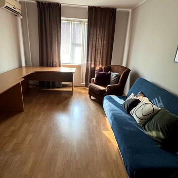 Червоної Калини просп. (Володимира Маяковського), 63-А