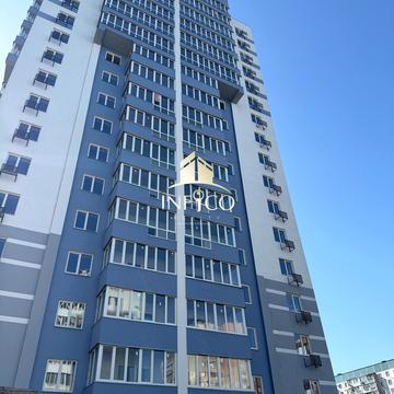 Героїв Дніпра вул., (Будинок)