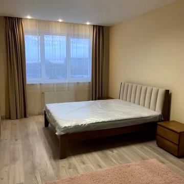 Героїв Крут вул., 11б