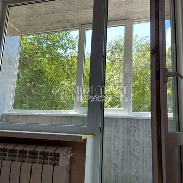 Морозова вул., 18