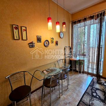 Нескорених вул., 13