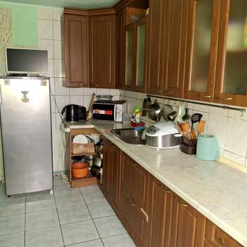 Полюсна вул., 12