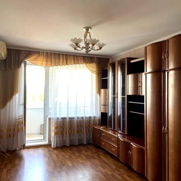 Героїв Майдану вул. (Гайдара), 14