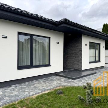 Вячеслава Чорновола вул., 31