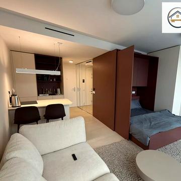 Юнацька вул., (Будинок Smart 17)