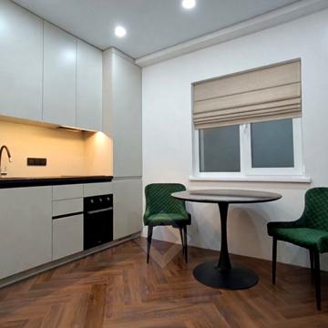 Михайла Максимовича вул. (Онуфрія Трутенка), 24-В