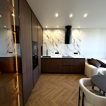 Університетська вул., 3/6