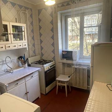 Івана Маряненка пров., 9