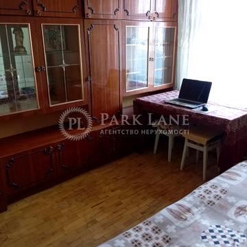 Європейського Союзу просп. (Правди), 64-Б