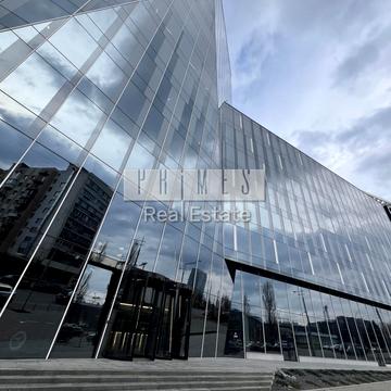 Предславинська вул., 44