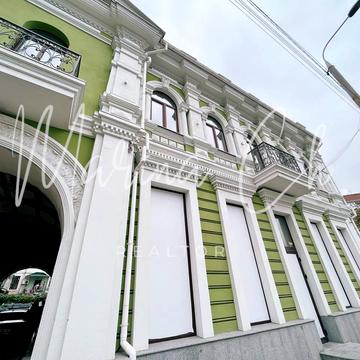 Лазаря Глоби вул. (Андрія Фабра), 8