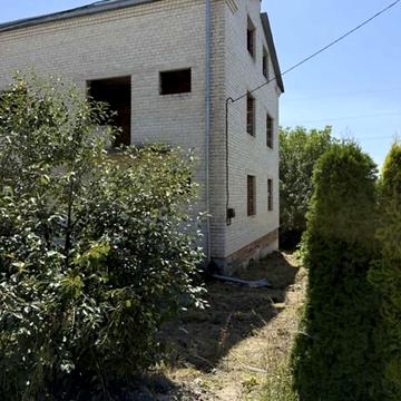 Чиста вул., 13