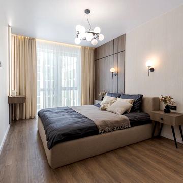 Угорська вул., 12