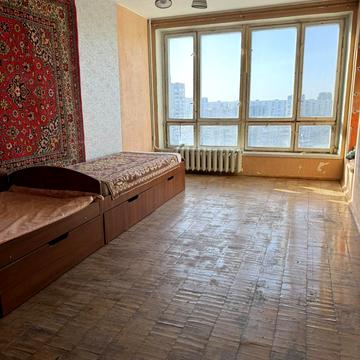 Андрія Малишка вул., 11