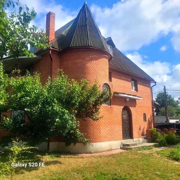 Центральна вул.