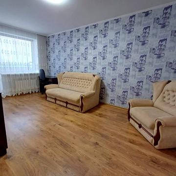 Академіка Сахарова вул., 40