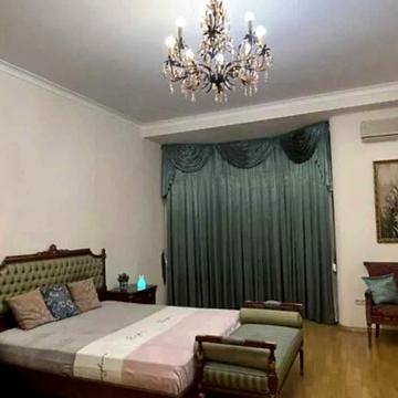 Хрещатик вул. (Kreschatic), 15