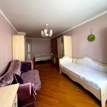 Юлії Здановської вул. (Ломоносова), 73-Ж