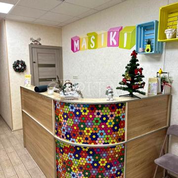 Валерія Лобановського вул., 21