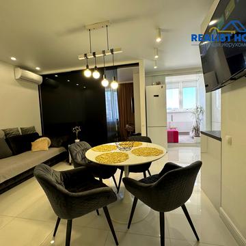 Машинобудівників вул., 31