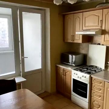 Березняківська вул., 36