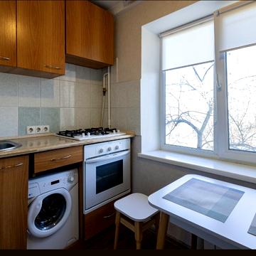 Оболонський просп., 14-Е