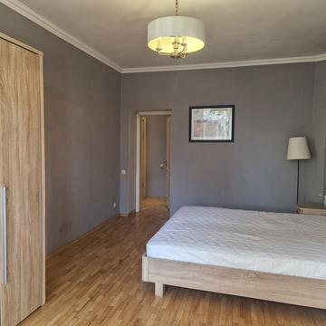 Іоанна Павла II вул. (Патріса Лумумби), 10