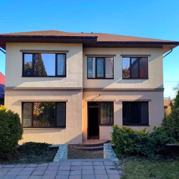 Лабораторна вул.