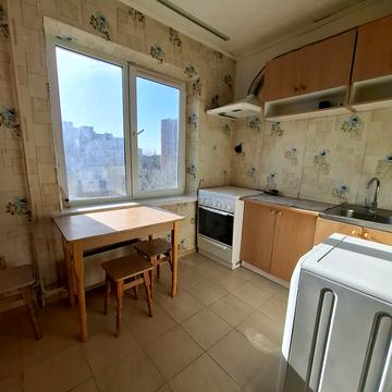 Володимира Івасюка просп. (Героїв Сталінграду), 41