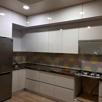 Миколи Вінграновського вул. (1 Травня), 19-Б