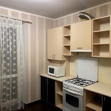 Зодчих вул., 1