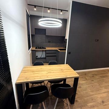 Науки просп. (Леніна), 19