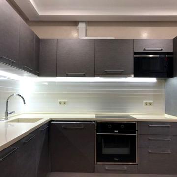 Ярослава Івашкевича вул., 3