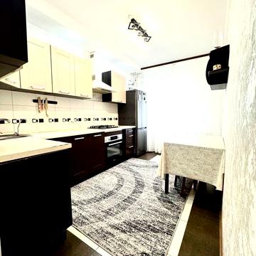 Владислава Бувалкіна вул. (Бочарова Генерала), 44а