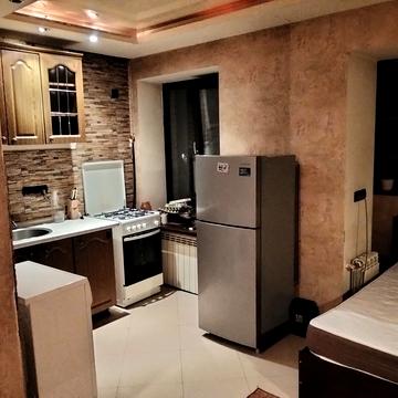 Білоруська вул., 36