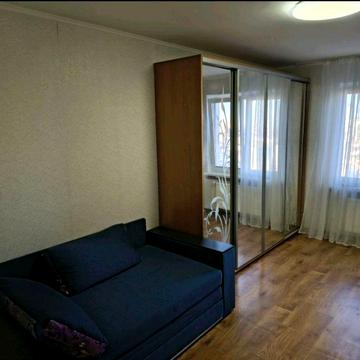 Ясинуватський пров., 11